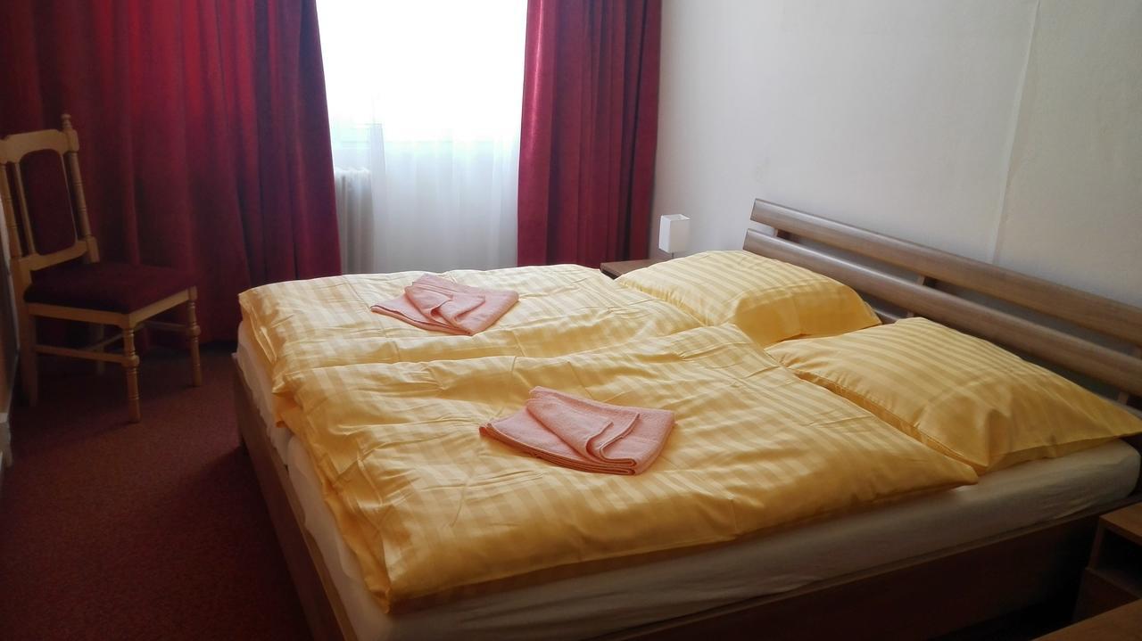 Penzion Institut Кошице Экстерьер фото