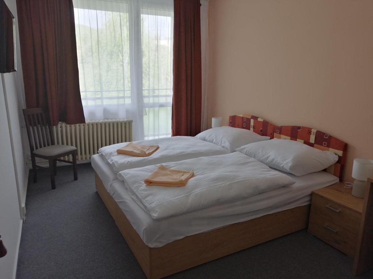 Penzion Institut Кошице Экстерьер фото