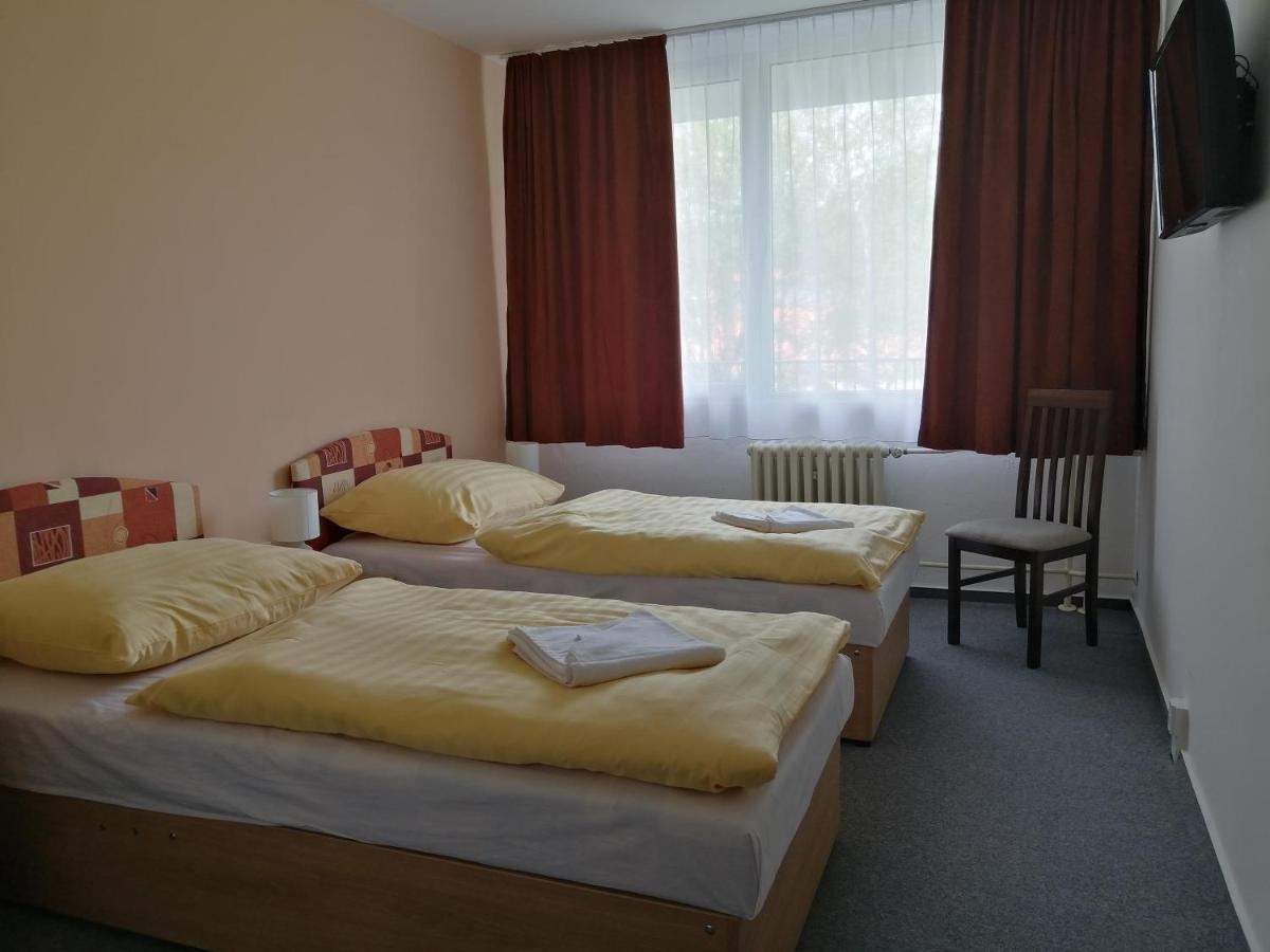 Penzion Institut Кошице Экстерьер фото