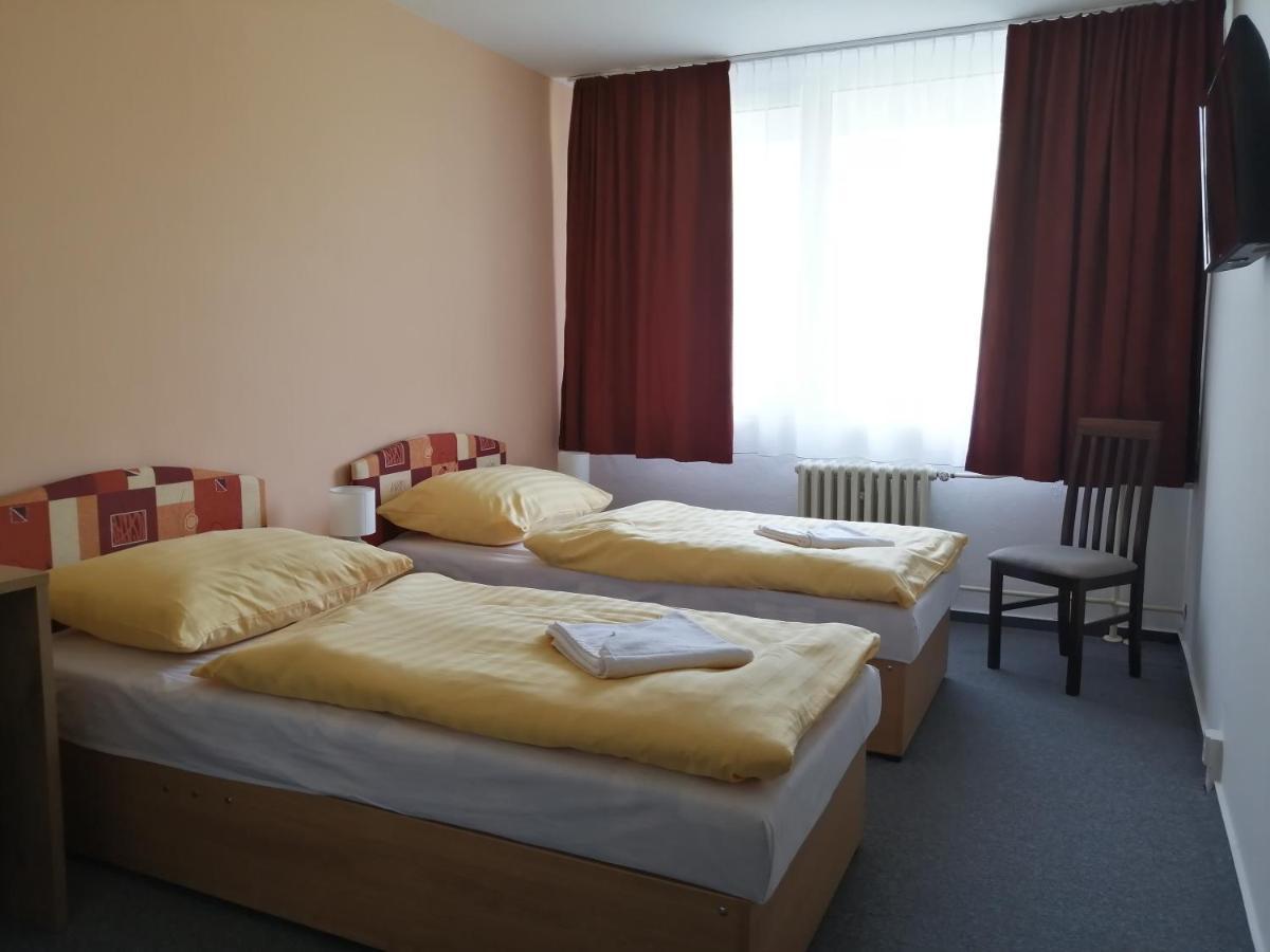 Penzion Institut Кошице Экстерьер фото