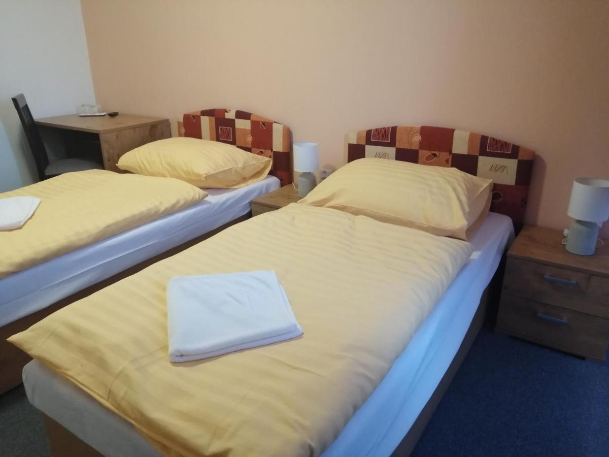 Penzion Institut Кошице Экстерьер фото
