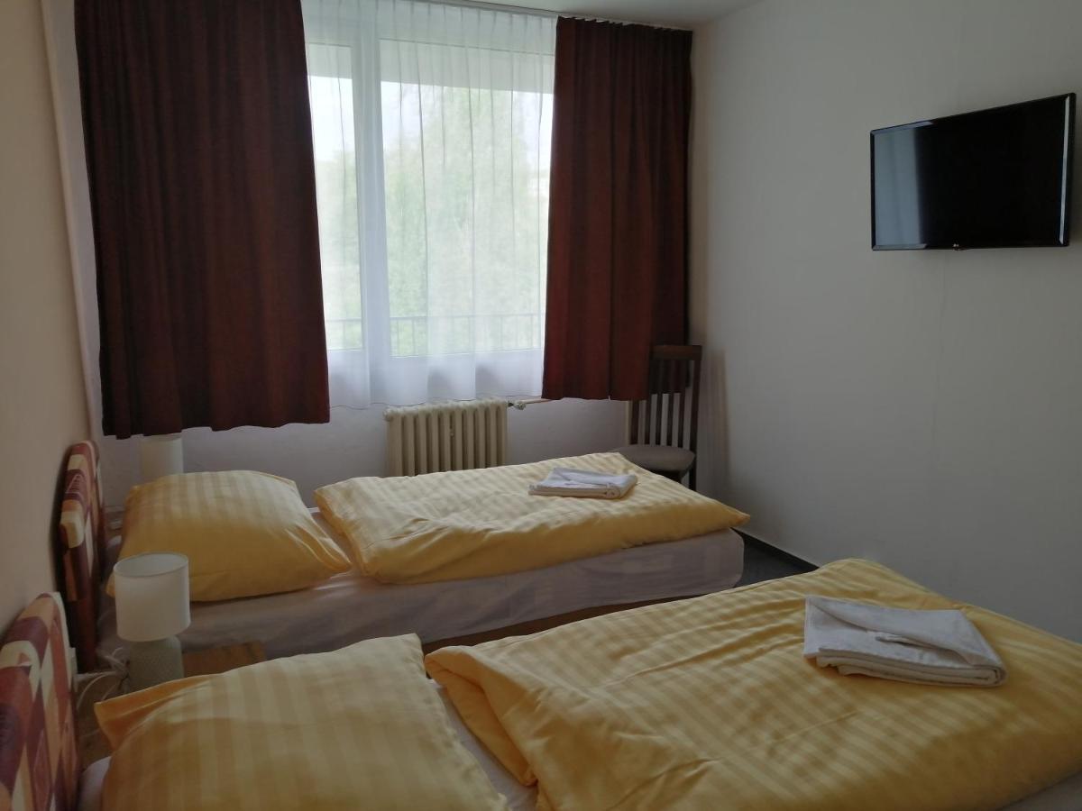 Penzion Institut Кошице Экстерьер фото
